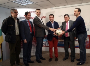 Javier Merino presenta los emparejamientos del Campeonato Nacional de Fútbol-8 que reunirá en Logroño a 600 niños de toda España