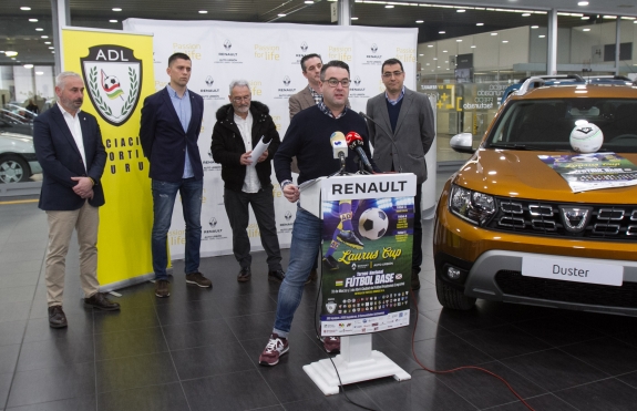 Presentación de la IV Laurus Cup “un torneo referente del fútbol base en el norte de España” para Javier Merino