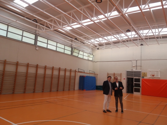 El polideportivo del Milenario de la Lengua ha sido renovado por Logroño Deporte con una inversión de 30.500 euros