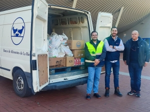 Logroño Deporte ha entregado 1.517 kilos de comida al Banco de Alimentos de la campaña “Deporte por dos kilos”, triplicando las mejores cifras de años anteriores