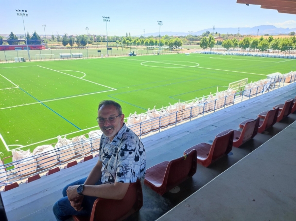 Logroño Deporte instala en la grada de  Pradoviejo 1.350 butacas de las retiradas en el Estadio de Las Gaunas