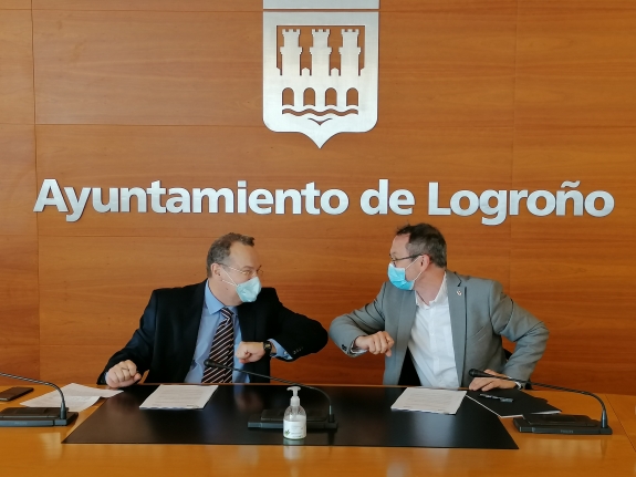 UNIR y Logroño Deporte firman un acuerdo para la cesión y uso de las instalaciones deportivas municipales con fines docentes
