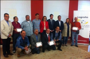 La alcaldesa presenta el I Torneo de Fútbol de Clubes Históricos de la ciudad