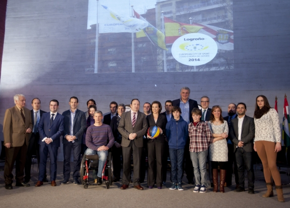 La alcaldesa presenta el centenar de actividades que durante todo el año proyectarán Logroño como Ciudad Europea del Deporte 2014