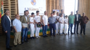 Ayuntamiento de Logroño y Logroño Deporte colaboran un año más con el ‘Torneo de Pelota a Mano Gobierno de La Rioja’ que organiza el Club Titín III