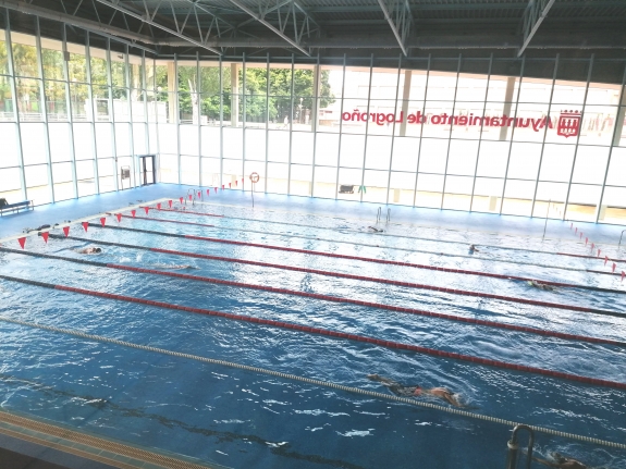 El Centro Deportivo de Lobete ha reabierto sus puertas después de tres meses con numerosos usuarios y reservas para la piscina climatizada y la sala de musculación