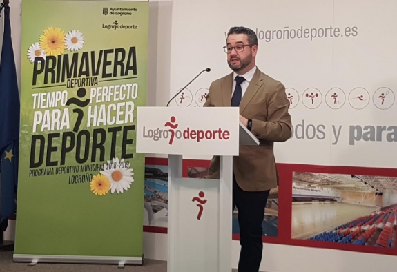 Logroño Deporte oferta para primavera actividades de natación, al aire libre, viernes en familia y jornadas gratuitas los sábados